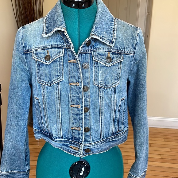 Forever 21 Jean jacket - Picture 2 of 4